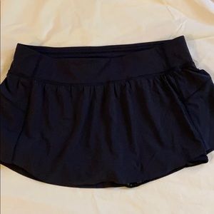 Lululemon navy running skirt/skort.